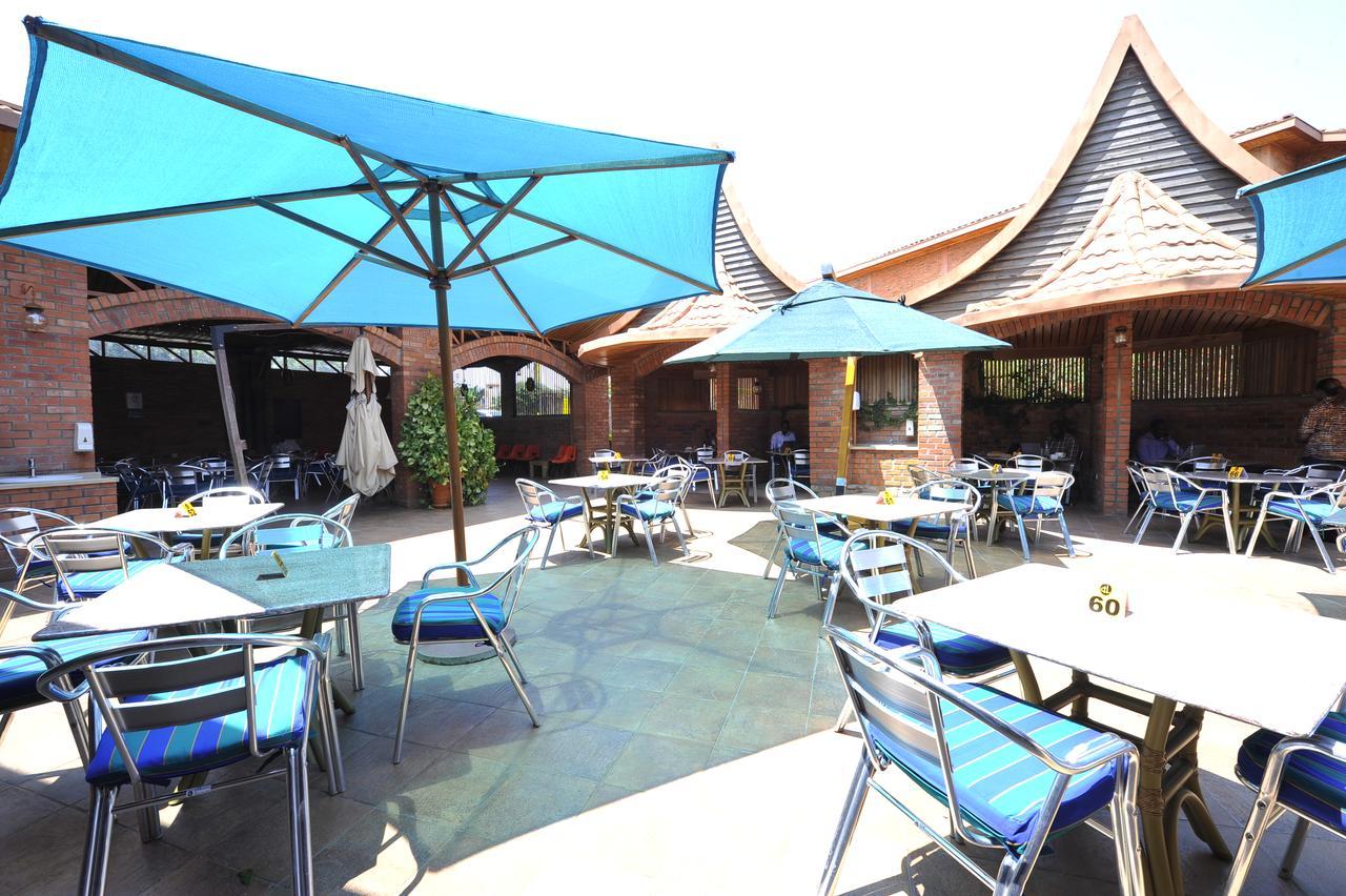 Hotel Chez Lando Kigali Kültér fotó