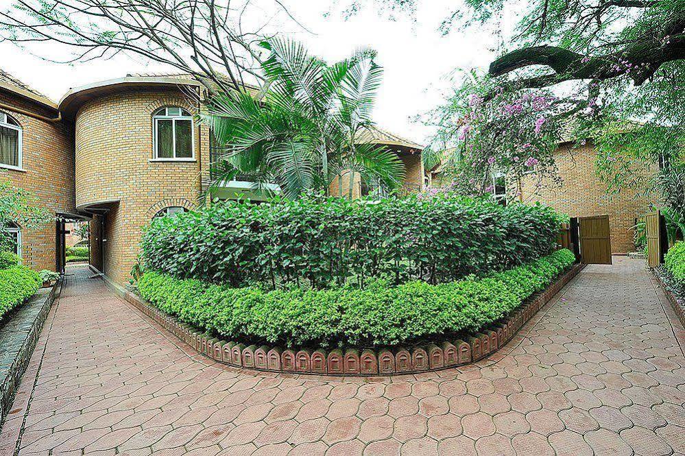 Hotel Chez Lando Kigali Kültér fotó
